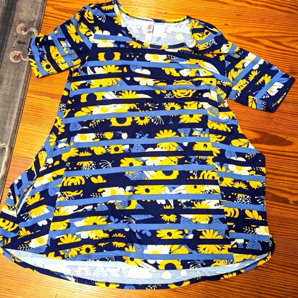 Lularoe Top